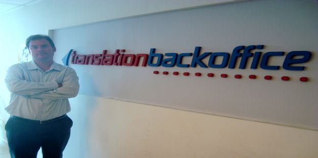 Total 96+ imagen back office traductor